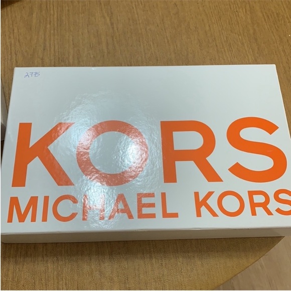 Suede Michale Kors Peep Toe Pumps - Picture 9 of 12